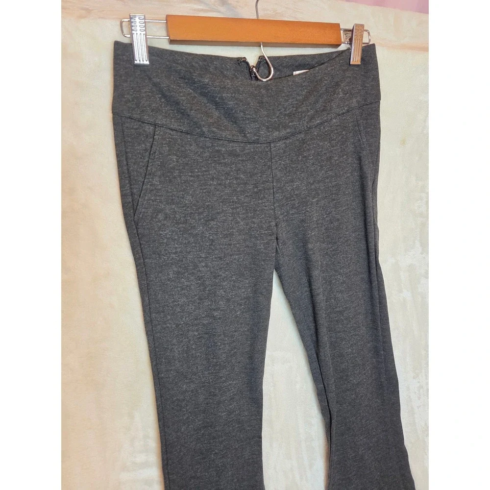 Cabi Women Charcoal Gray Stretch‎ Knit Flare Leg Trousers Pants Size 0